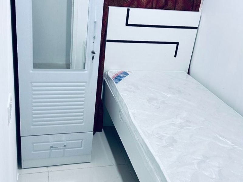 Solo Partition Room Available For Males Or Females In Barsha 1